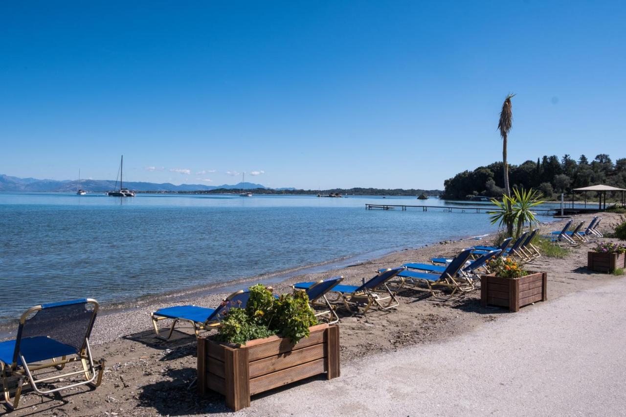Christina Beachfront Rooms By Hotelius Petrití Εξωτερικό φωτογραφία
