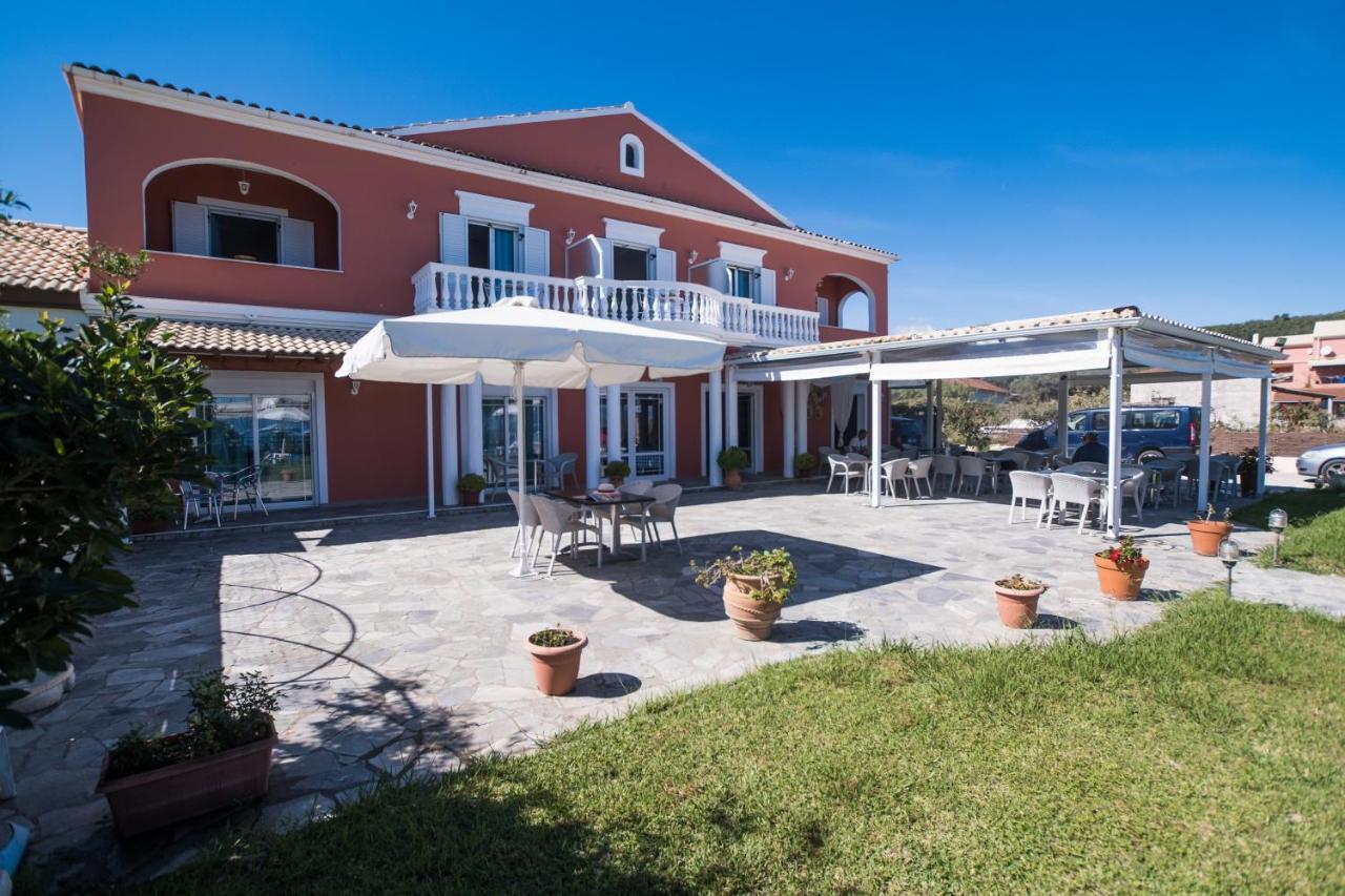 Christina Beachfront Rooms By Hotelius Petrití Εξωτερικό φωτογραφία
