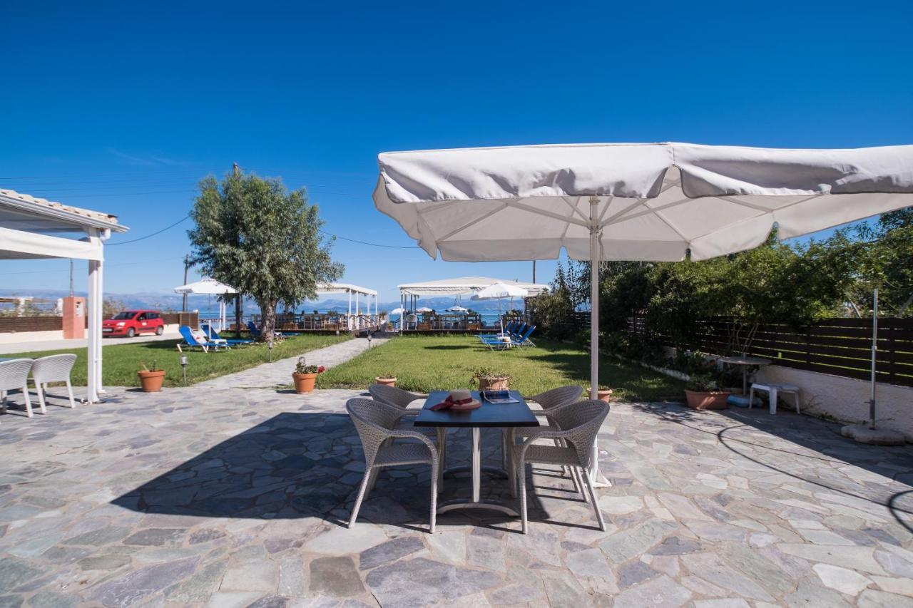 Christina Beachfront Rooms By Hotelius Petrití Εξωτερικό φωτογραφία