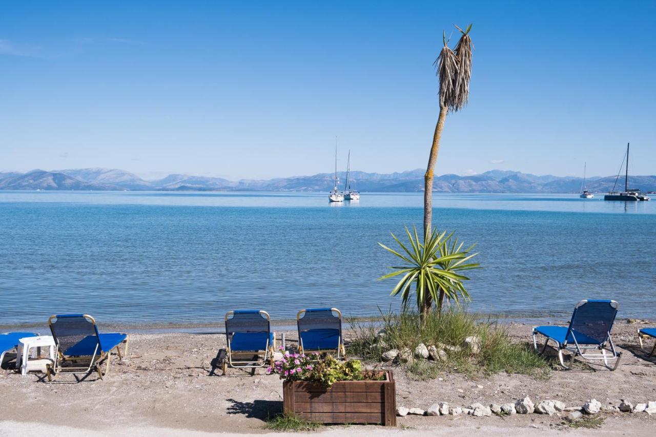 Christina Beachfront Rooms By Hotelius Petrití Εξωτερικό φωτογραφία