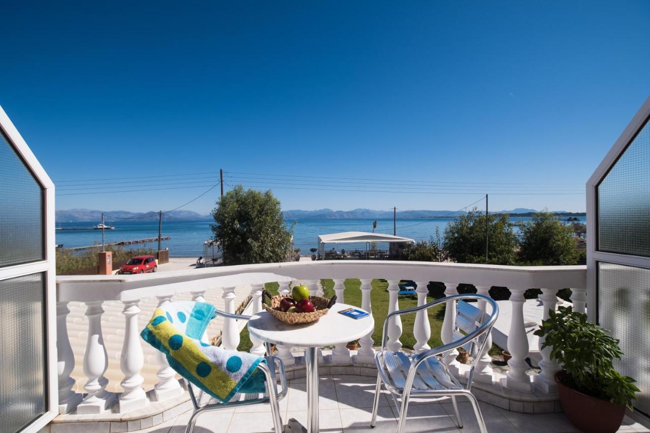 Christina Beachfront Rooms By Hotelius Petrití Εξωτερικό φωτογραφία